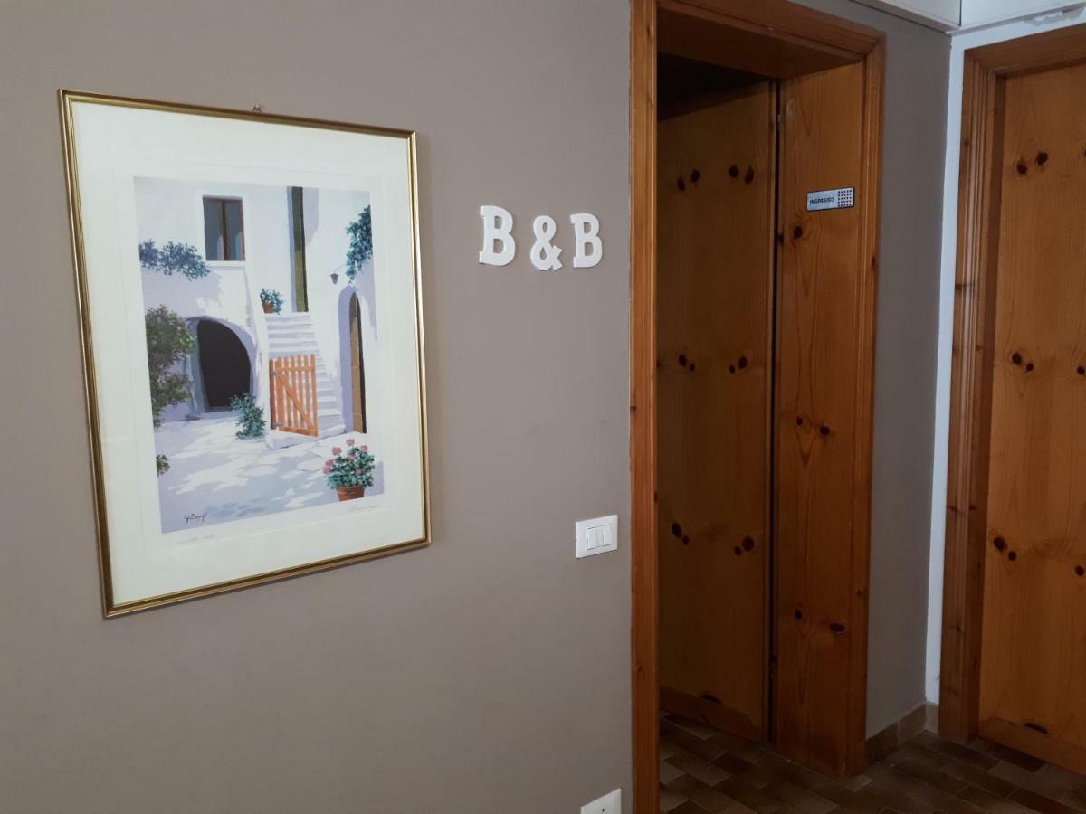 B&B La Mansardina Торри-ди-Квартезоло Экстерьер фото